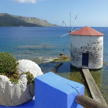 Leros Blefouti Tatil Evi *