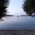 Leros Blefouti *