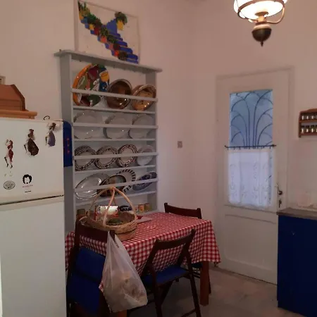 Leros Blefouti *