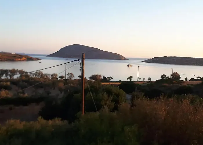 بيت للعطل Leros Blefouti Parthénion