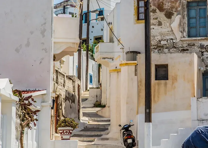 Leros Blefouti بيت للعطل *